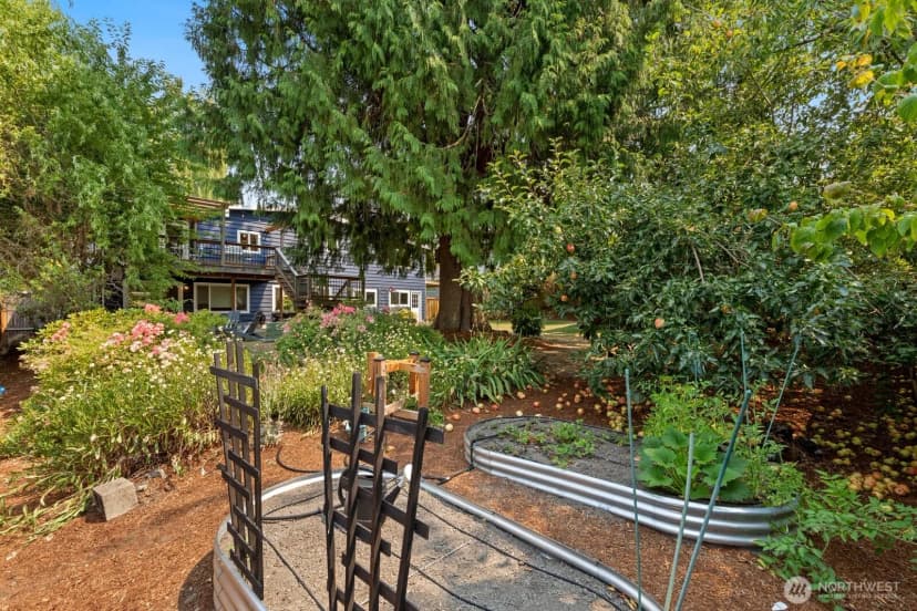 Property photo for 10913 Ne 48th Street, Kirkland photo 35