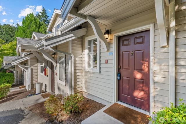 Property photo for 2300 Jefferson Ave Ne #g131, Renton