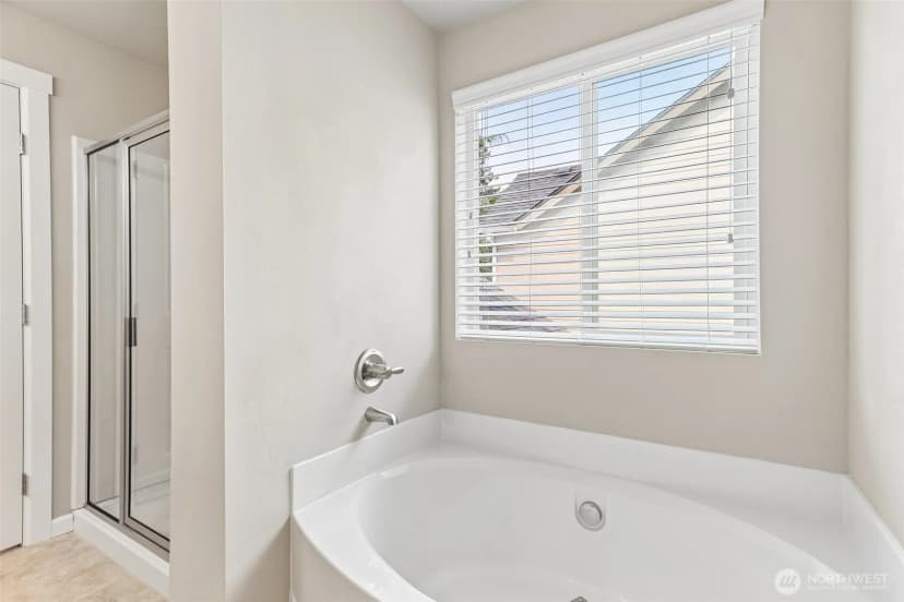 Property photo for 16311 38th Drive Se, Bothell photo 20