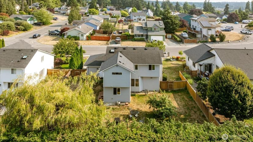 Property photo for 1836 Sw Putnam Drive, Oak Harbor photo 37