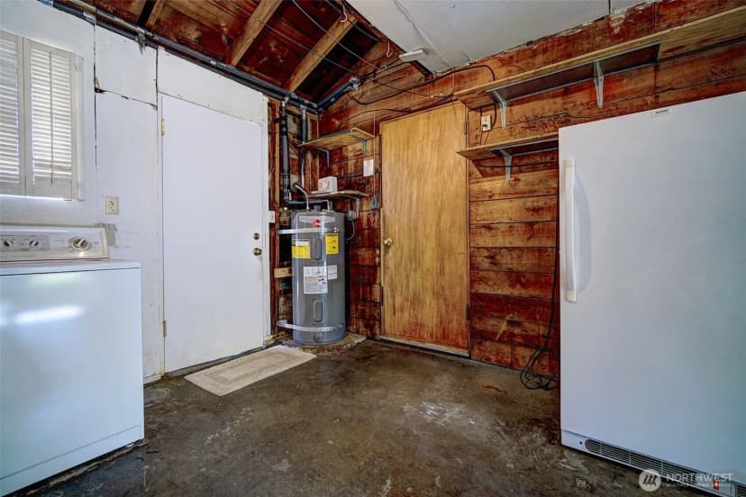 Property photo for 1924 Ne 130th Place, Seattle photo 21