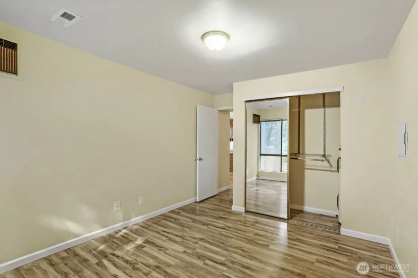 Property photo for 10819 Ne 37th Place #227, Bellevue photo 15