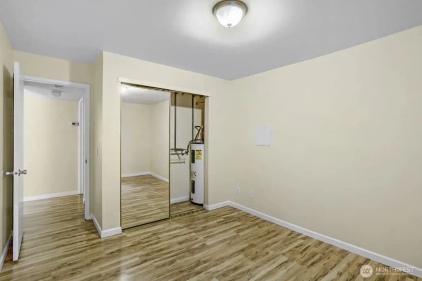 Property photo for 10819 Ne 37th Place #227, Bellevue photo 13