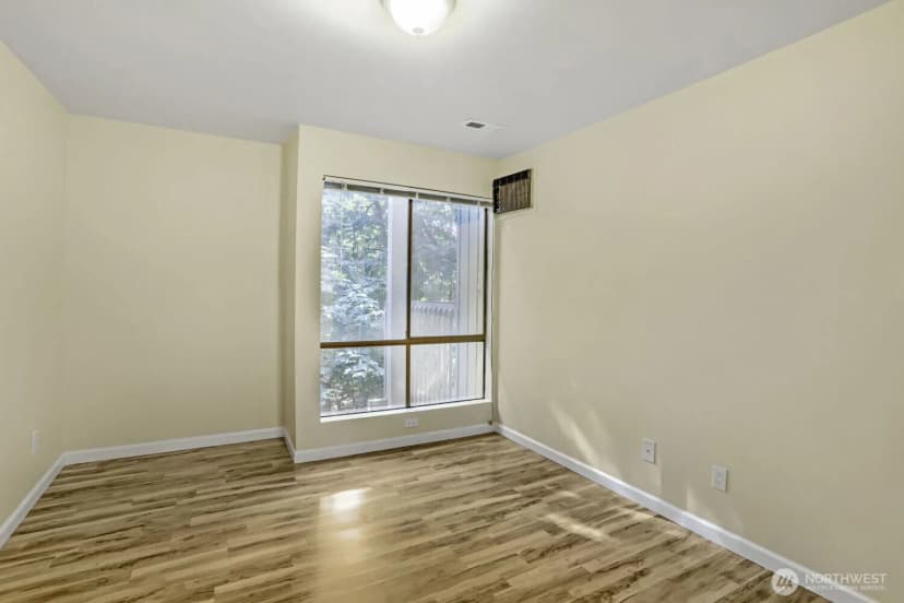 Property photo for 10819 Ne 37th Place #227, Bellevue photo 14