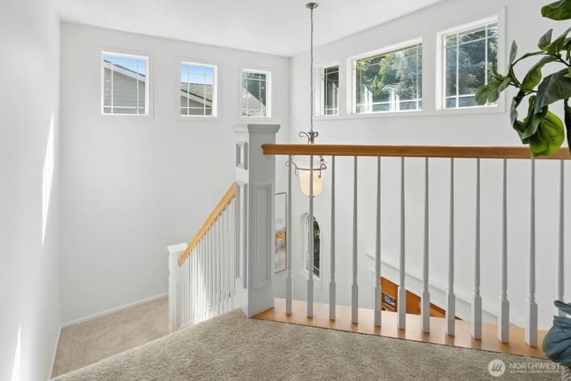 Property photo for 11612 Ne 107th Lane, Kirkland photo 17