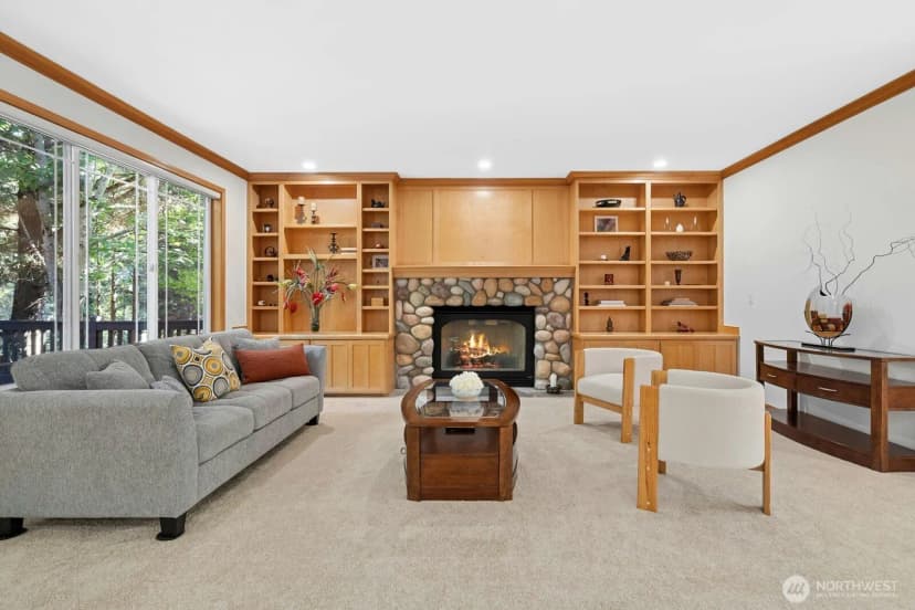 Property photo for 11612 Ne 107th Lane, Kirkland photo 8
