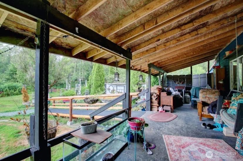 Property photo for 31090 S Skagit Highway, Sedro Woolley photo 4