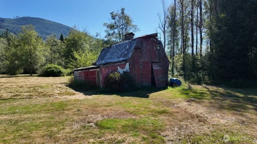 Property photo for 31090 S Skagit Highway, Sedro Woolley photo 21