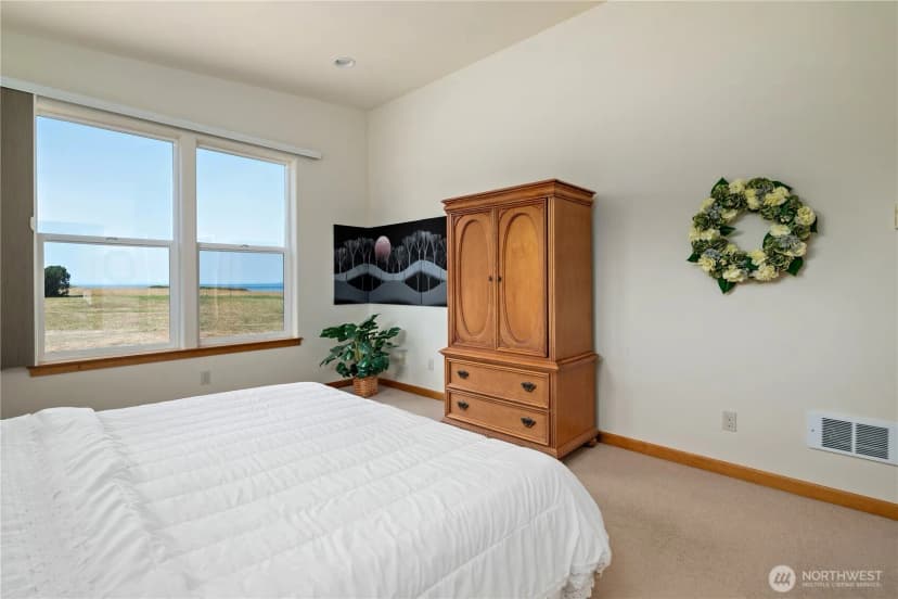Property photo for 645 Monterey Avenue, Coupeville photo 20