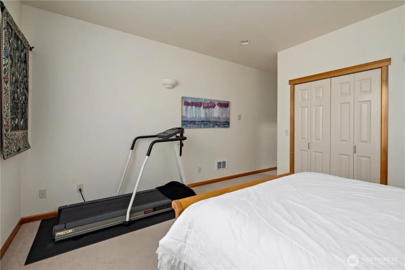 Property photo for 645 Monterey Avenue, Coupeville photo 28