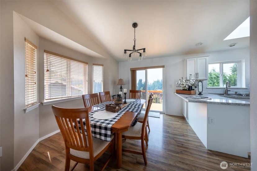 Property photo for 17420 73rd Drive Ne, Arlington photo 10