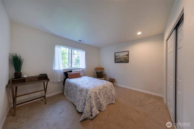 Property photo for 17420 73rd Drive Ne, Arlington photo 28