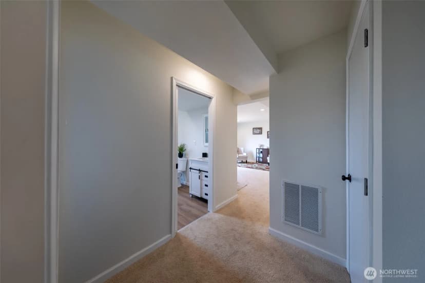 Property photo for 17420 73rd Drive Ne, Arlington photo 30
