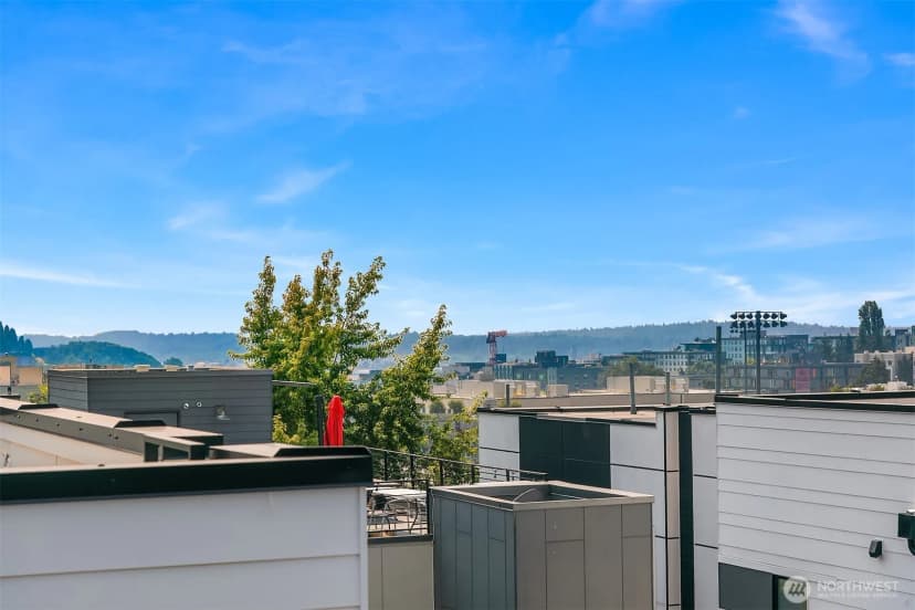 Property photo for 721 15th Avenue #a, Seattle photo 12