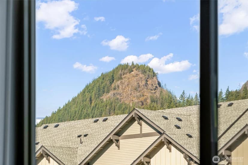 Property photo for 1970 Se 12th Court #d-201, North Bend photo 22
