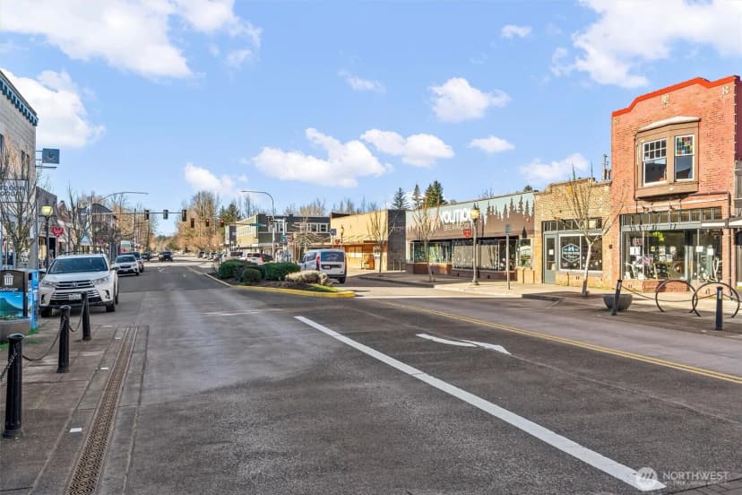 Property photo for 1970 Se 12th Court #d-201, North Bend photo 38