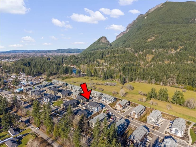 Property photo for 1970 Se 12th Court #d-201, North Bend photo 36