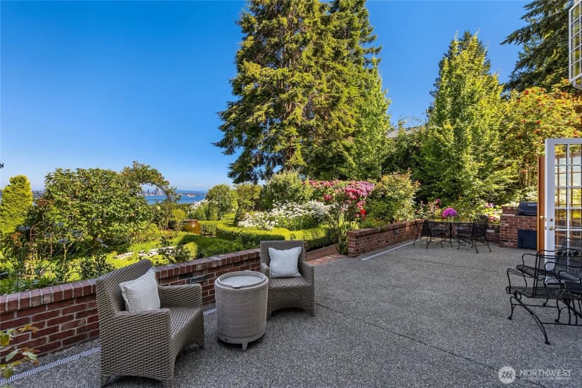 Property photo for 8916 Ferncliff Avenue Ne, Bainbridge Island photo 23
