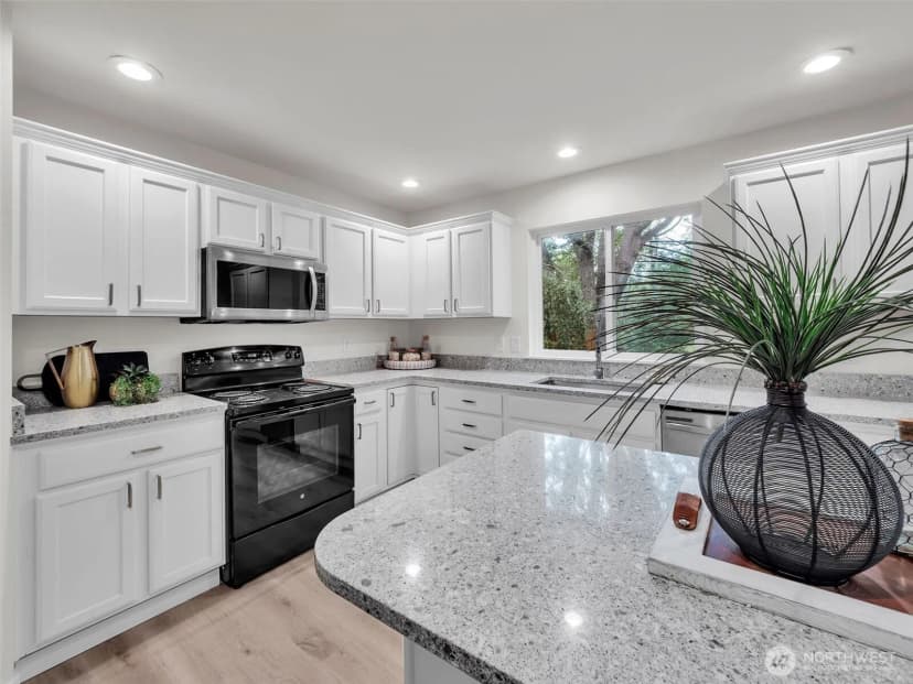 Property photo for 12208 Se 258th Place, Kent photo 9