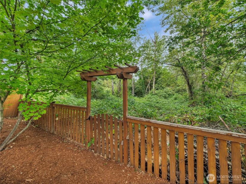 Property photo for 12208 Se 258th Place, Kent photo 21