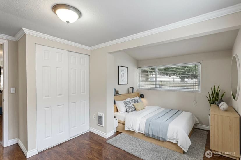 Property photo for 14118 37th Avenue S, Tukwila photo 10