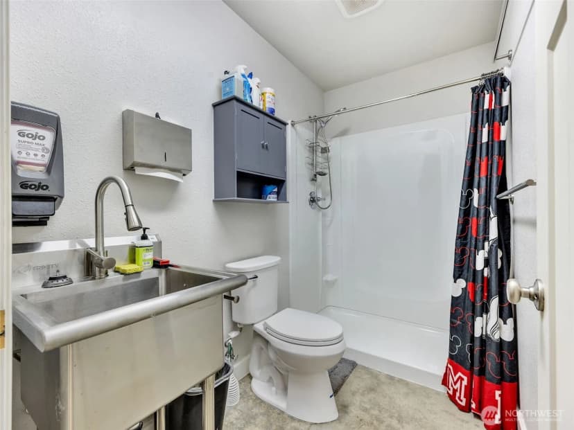 Property photo for 1314 187th Place, Long Beach photo 36