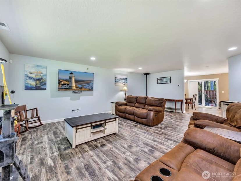 Property photo for 1314 187th Place, Long Beach photo 7