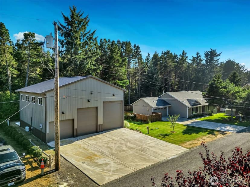 Property photo for 1314 187th Place, Long Beach