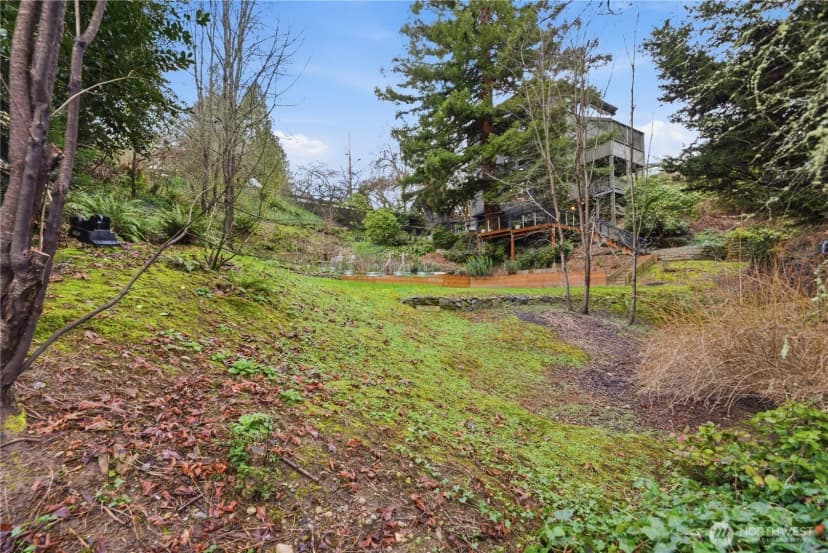 Property photo for 11500 Durland Avenue Ne, Seattle photo 6