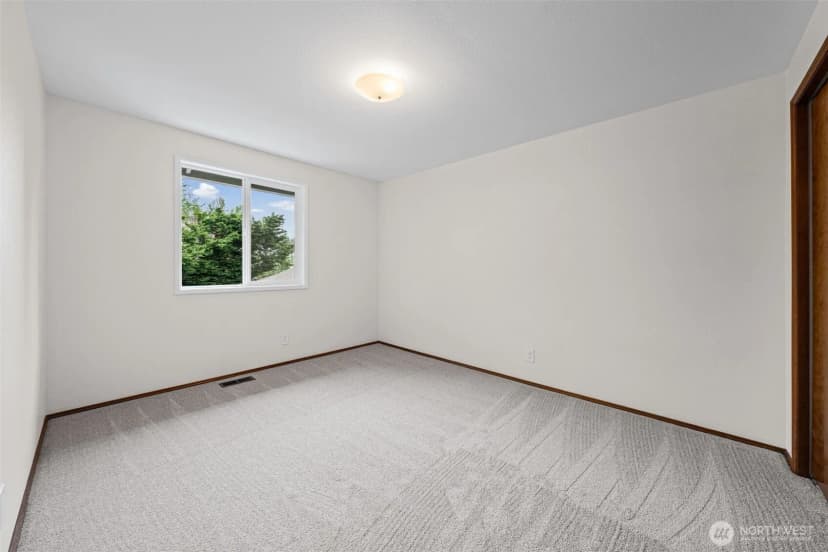 Property photo for 822 Sw 314th Place, Federal Way photo 24