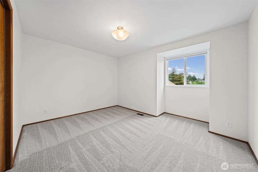 Property photo for 822 Sw 314th Place, Federal Way photo 26