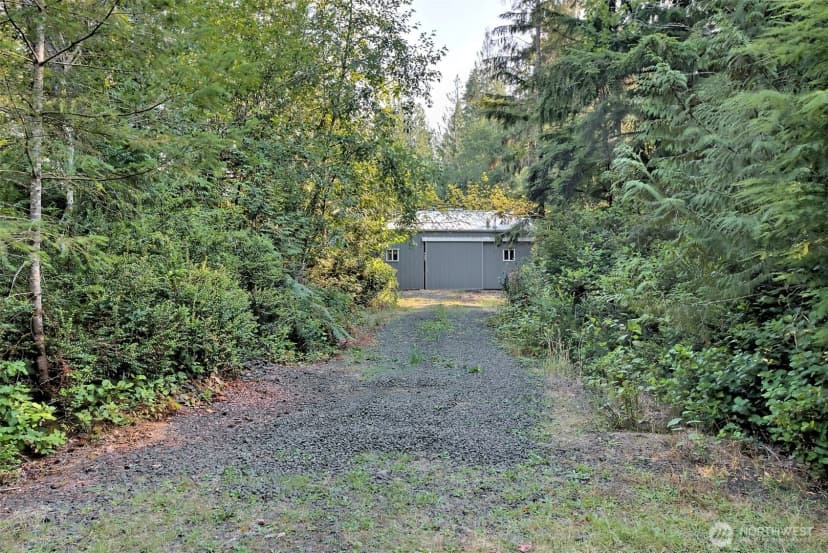 Property photo for 2617 E Harstine Island Road N, Shelton photo 31