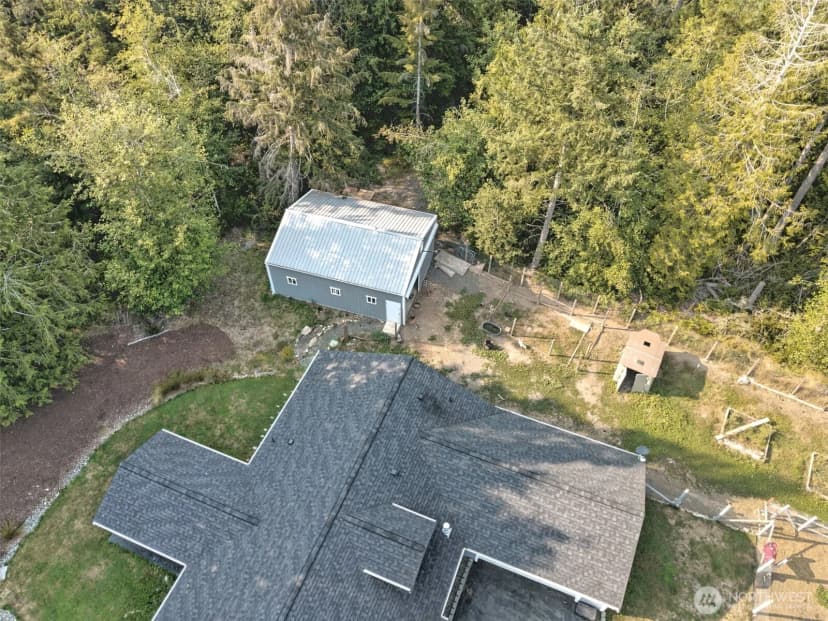 Property photo for 2617 E Harstine Island Road N, Shelton photo 30