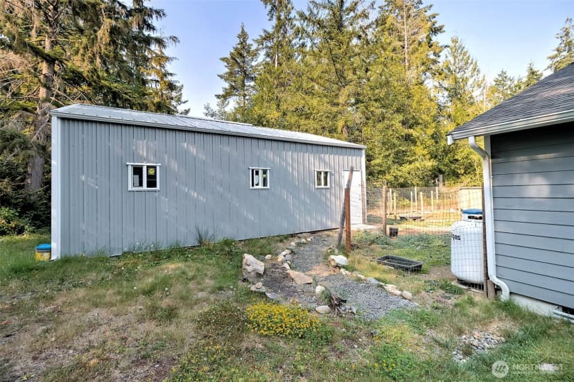 Property photo for 2617 E Harstine Island Road N, Shelton photo 29