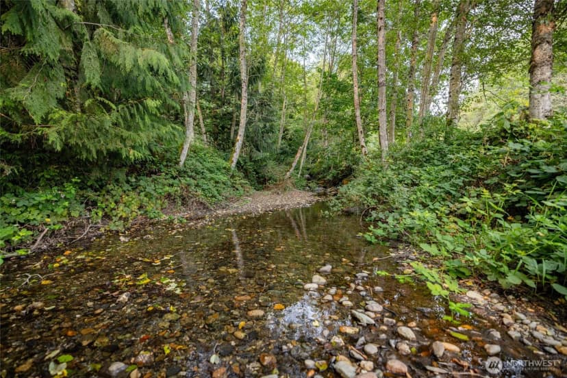 Property photo for 30341 State Route 20, Sedro Woolley photo 10
