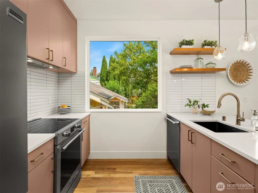 Property photo for 4347 Sw Willow Street, Seattle photo 10