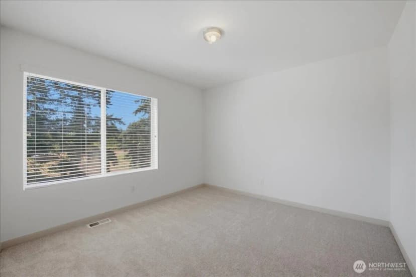 Property photo for 21602 Nw Monterey Loop, Poulsbo photo 20