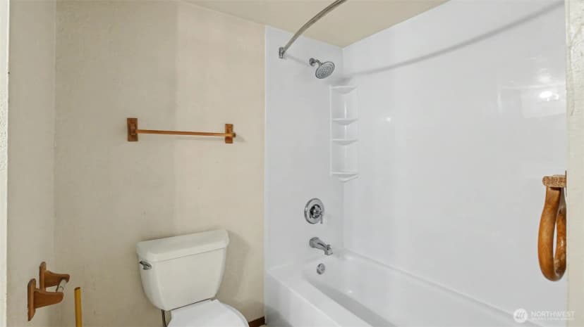 Property photo for 10021 Se 235th Place #303, Kent photo 16