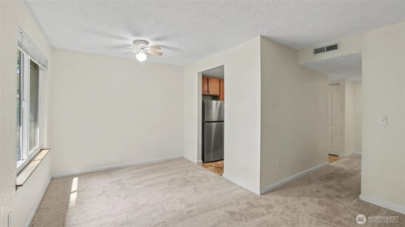 Property photo for 10021 Se 235th Place #303, Kent photo 10
