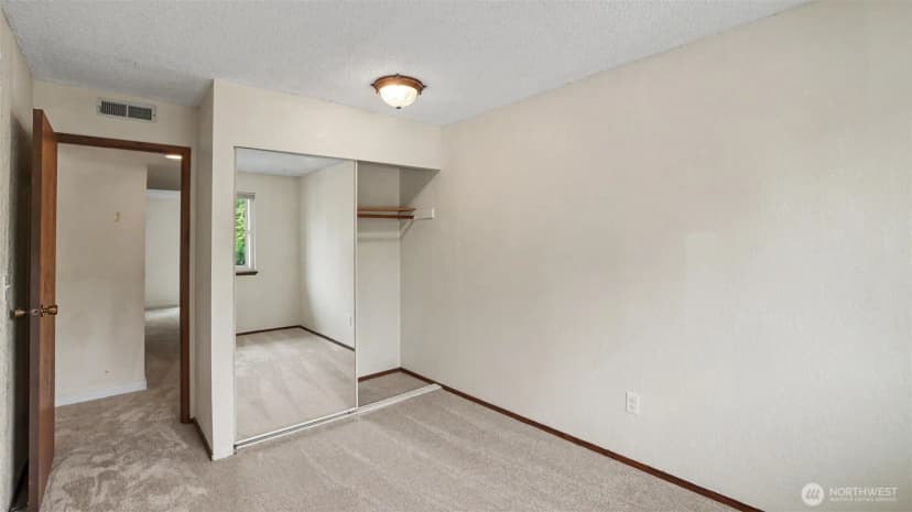 Property photo for 10021 Se 235th Place #303, Kent photo 11