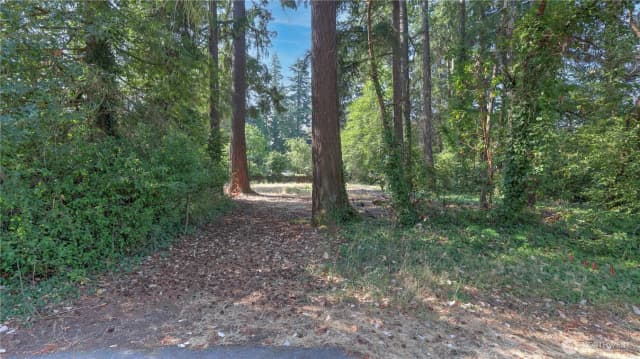 Property photo for 8817 Se 44th Street, Mercer Island photo 3