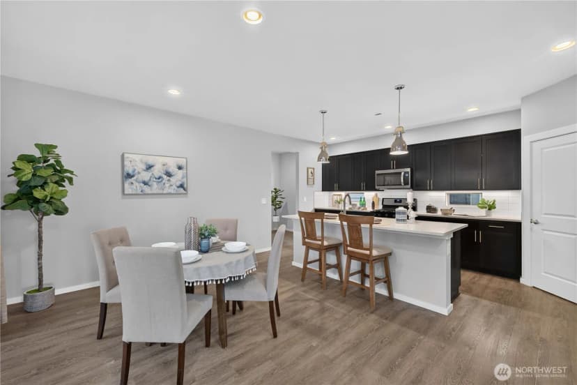 Property photo for 32974 Skyline Lane, Black Diamond photo 10
