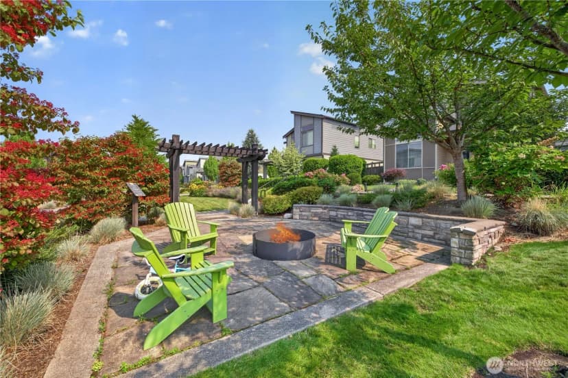 Property photo for 32974 Skyline Lane, Black Diamond photo 35