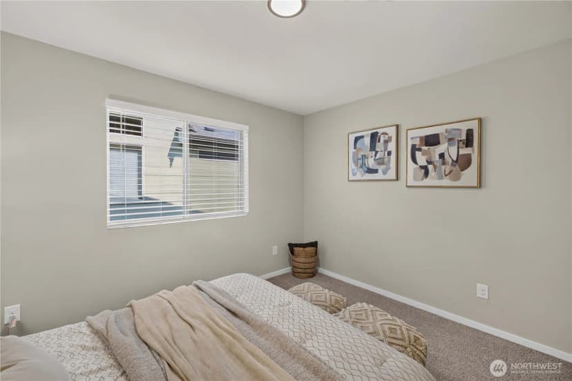 Property photo for 32974 Skyline Lane, Black Diamond photo 27