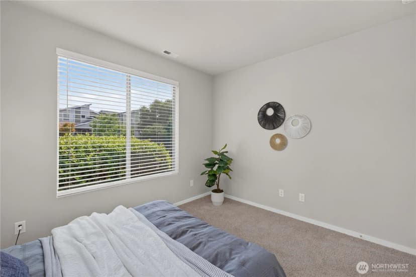 Property photo for 32974 Skyline Lane, Black Diamond photo 15