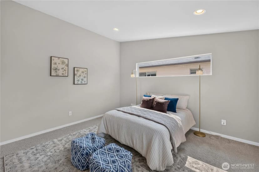 Property photo for 32974 Skyline Lane, Black Diamond photo 19