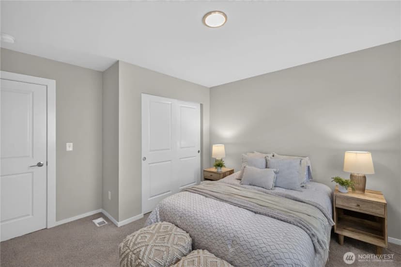 Property photo for 32974 Skyline Lane, Black Diamond photo 26