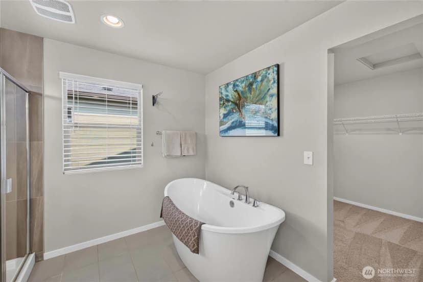 Property photo for 32974 Skyline Lane, Black Diamond photo 21