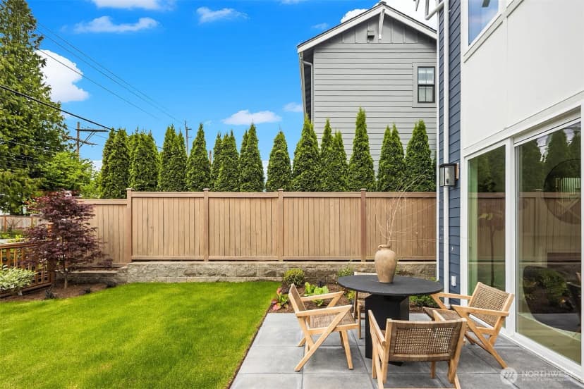 Property photo for 12605 Ne 80th Street, Kirkland photo 10