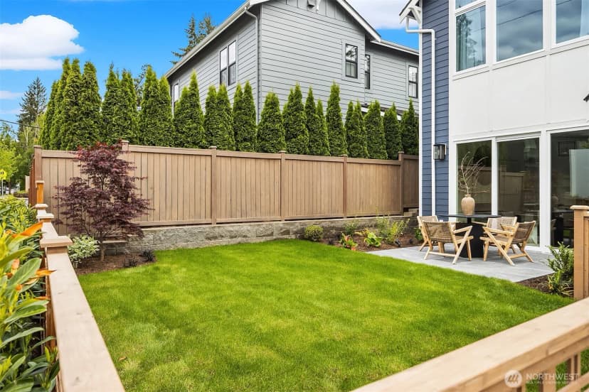 Property photo for 12605 Ne 80th Street, Kirkland photo 29